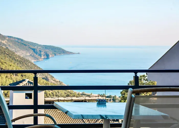 Hotel Tropical Deluxe