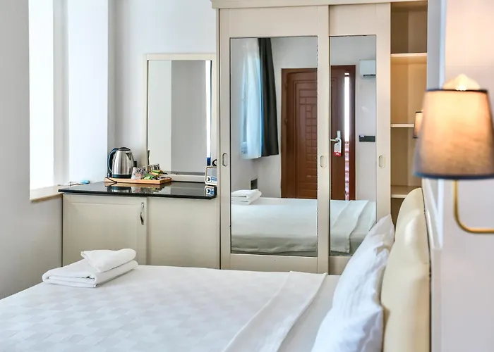 Tropical Deluxe Hotel 4*