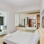Tropical Deluxe Hotel 4*