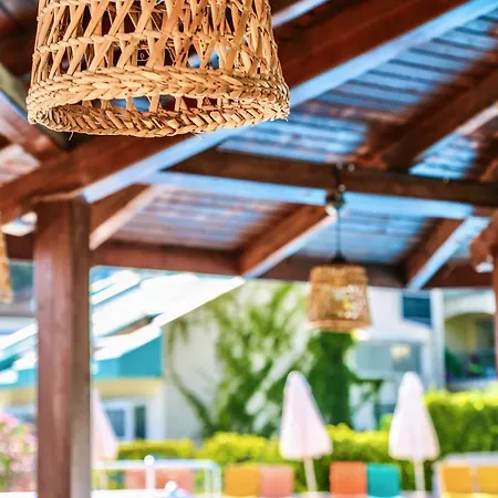 Ξενοδοχείο Tropical Deluxe